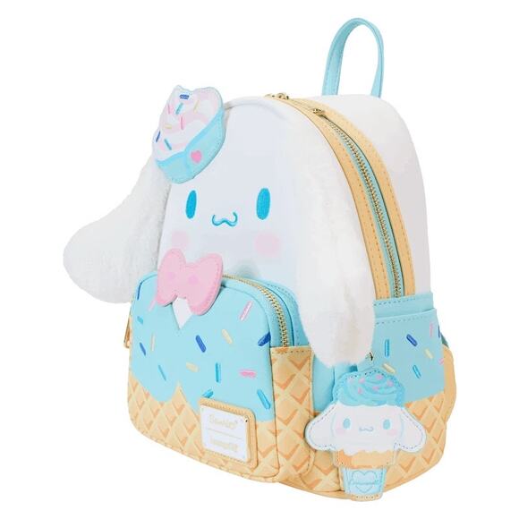 SDCC Limited Sanrio Cinnamoroll Ice Cream Scented Plush Backpack - Picture 2 of 6